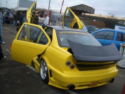 mman_yellow_beemer_4.jpg