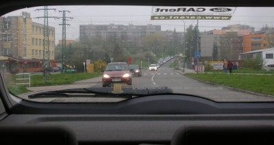 Při jízdě se mezi nás nikdo nedostal. Byl nás plný Nový Jičín :-)