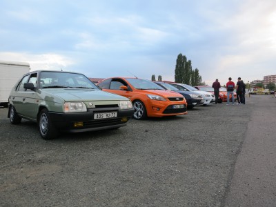 Follow the leader! :D