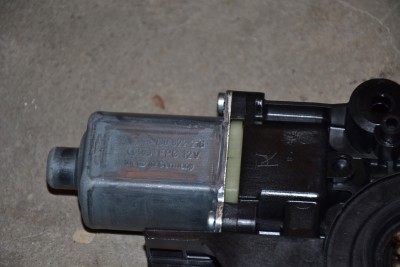 Motor_okna_R_5.JPG
