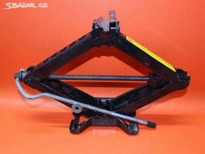 hev-mondeo.jpeg (56.6 KiB) Zobrazeno 7045 x Hever Mondeo 1200kg drážka L