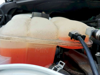 20210703_101056.jpg (122.68 KiB) Zobrazeno 6159 x Nízký stav chladící kapaliny