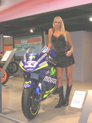 SalonHonda1.jpg