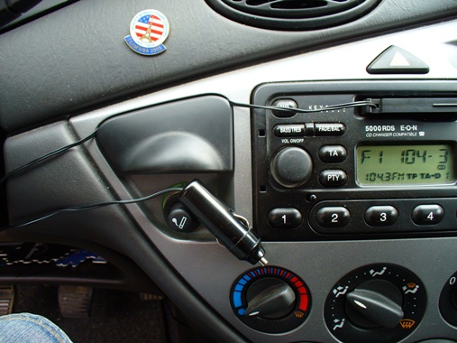 konektor na osvit,je dodávan i s teploměrem stačí jen zastrčit a už svítí