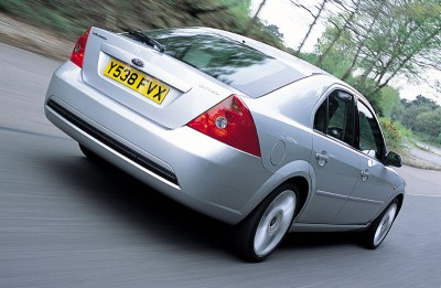 zetec-szadok.jpg