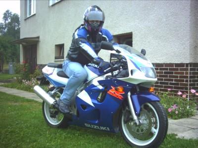 GSXR 600.JPG