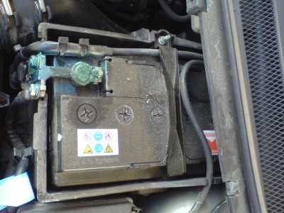 umisteni autobaterie.jpg