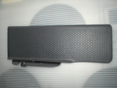 u lemu nahoru se vse odbrousi a lem dolu se snizi na brusce o 7 mm