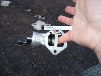 prostříkat,a prstem rozhýbat