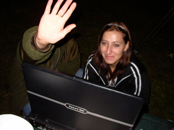 DJ-ky naladily hudbu.jpg