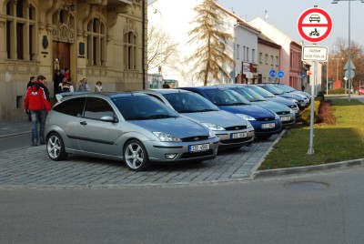 tolik focusů, paráda.JPG