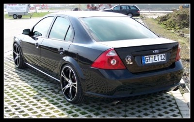 Ford-Mondeo-03.jpg