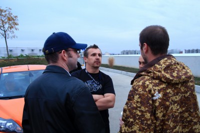 IMG_0762.JPG (42.42 KiB) Zobrazeno 3584 x dva velmi duleziti panove z fora :-)