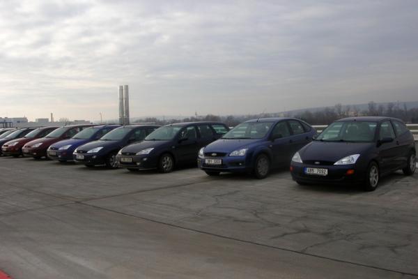 Jm srázek Olympia 1. 12. 07 015 - modří.jpg