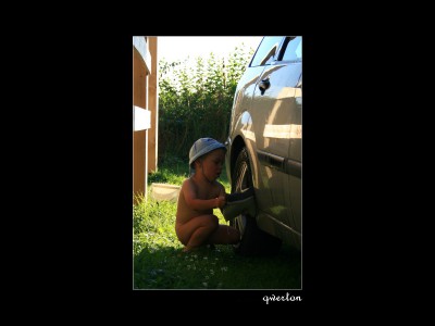 ti to musím táto umýt, když ty se k tomu nemáš :-)