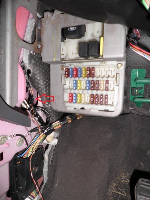 P3050118.JPG (53.41 KiB) Zobrazeno 1001 x byl to malí svazek obalen černou izolačkou