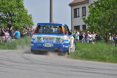 r3.jpg