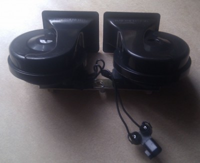 klakson z Übermenschwagenu