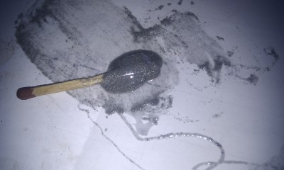 hliníkové piliny + epoxid