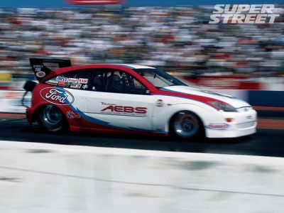 130_0205_01_z+ias+ford_focus_drag_car.jpg